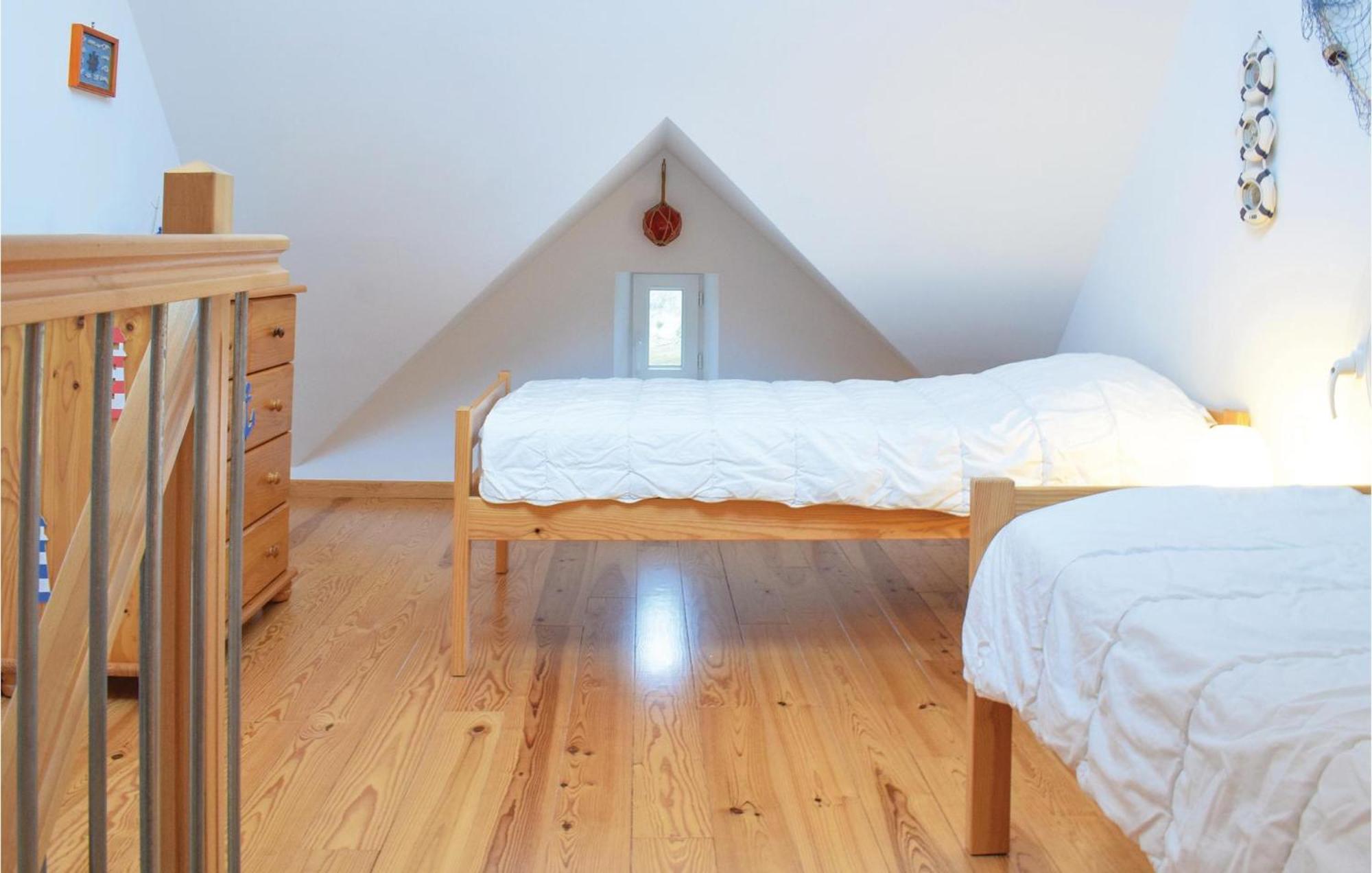 2 Bedroom Amazing Apartment In Ponts Экстерьер фото