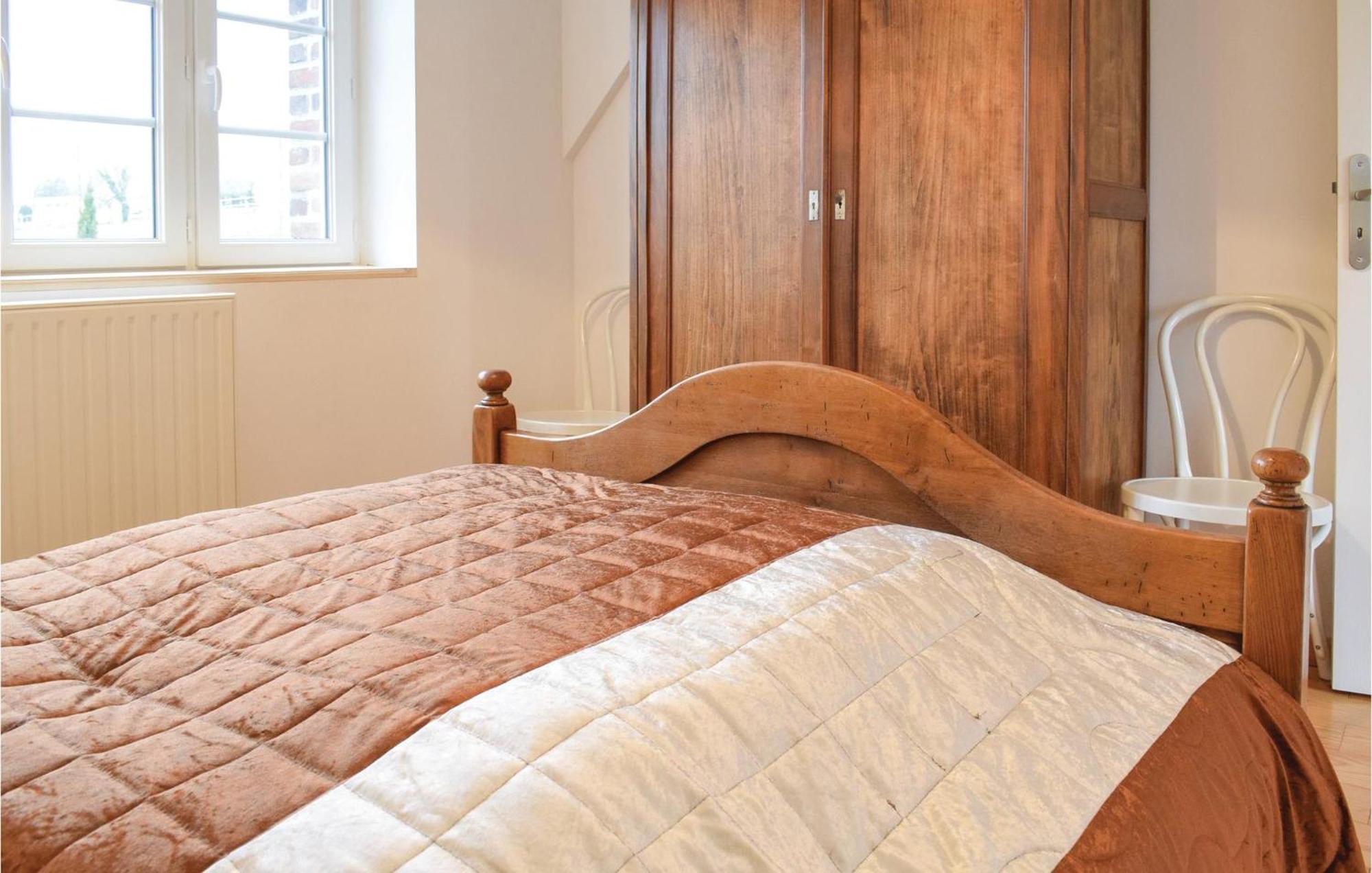 2 Bedroom Amazing Apartment In Ponts Экстерьер фото
